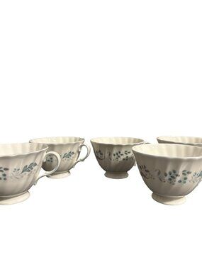 Set Of 4 Royal Albert Memory Lane Tea Cups Bone China Floral Design